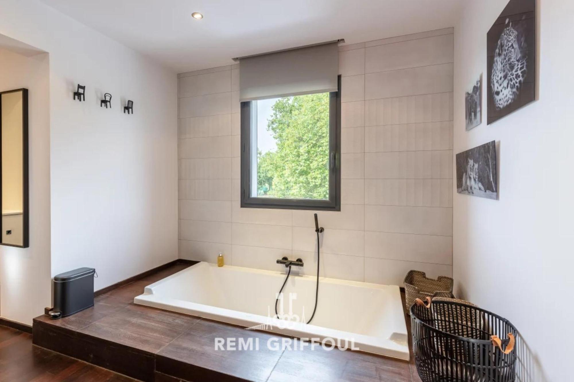 The Cosmopolitan Architect Design Home With Rooftop Jacuzzi 8 Guests Honfleur Luaran gambar