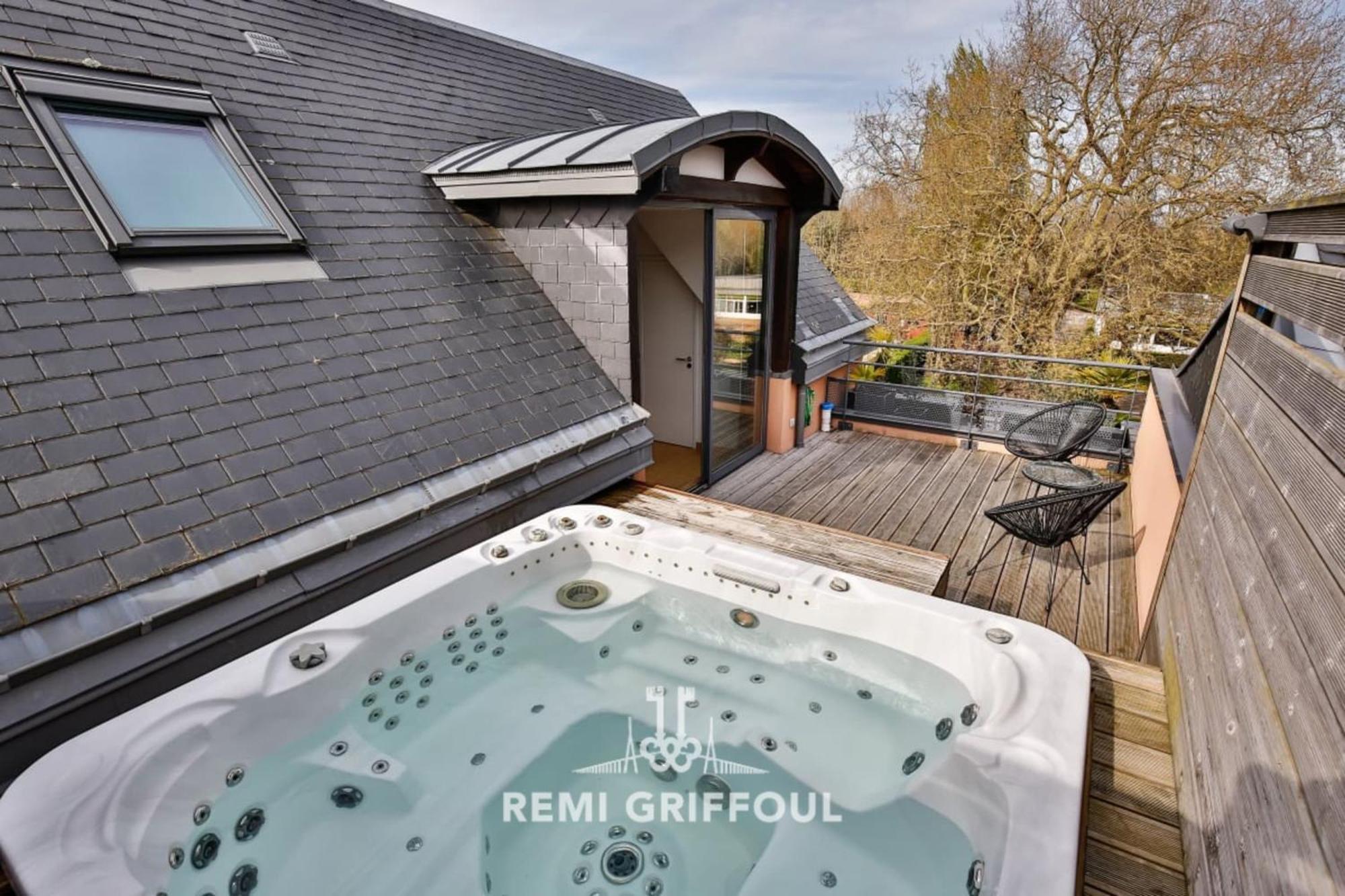 The Cosmopolitan Architect Design Home With Rooftop Jacuzzi 8 Guests Honfleur Luaran gambar
